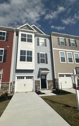 New home in Edgewood