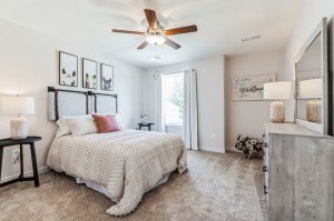 MODEL HOME PHOTOS 